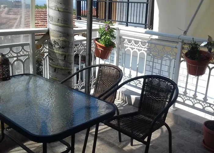 公寓 Big Next To Olympus Mountain 里托楚伦